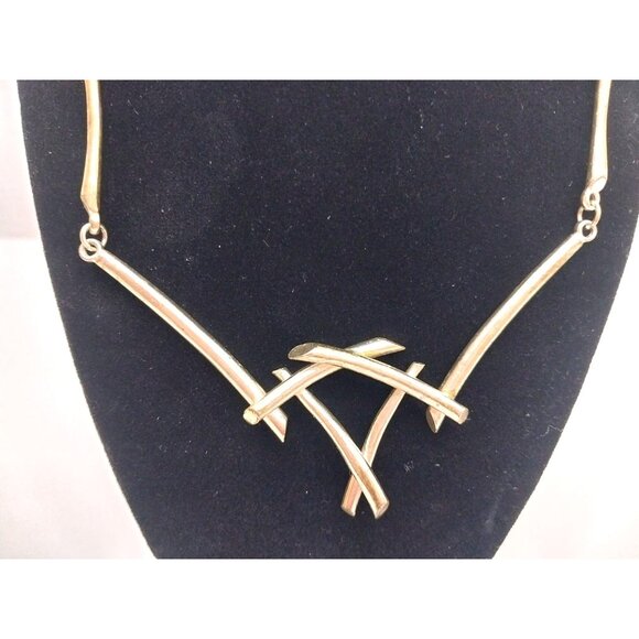 Dolce Vita Silver Tone Abstract Design Necklace With Toggle Clasp 18" - Picture 3 of 4